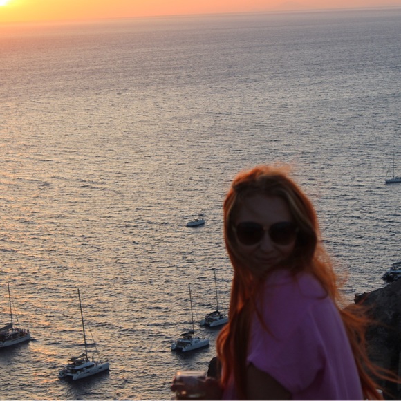 Meet your Posher, Morgan - Picture 2 of 3